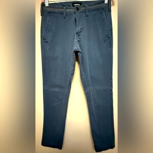 Men’s Express Hyper Stretch Comfort Chino pants. 29x30 Skinny Great condition